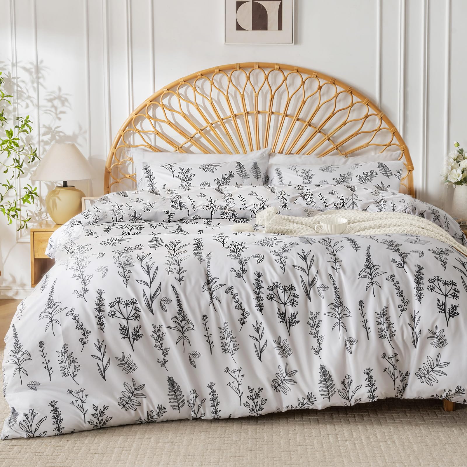 Muxhomo Duvet Cover King Size, Reversible Floral White Duvet Cover Set With Zipper Closure, 3 Pieces Botanical Patterns Soft Mic