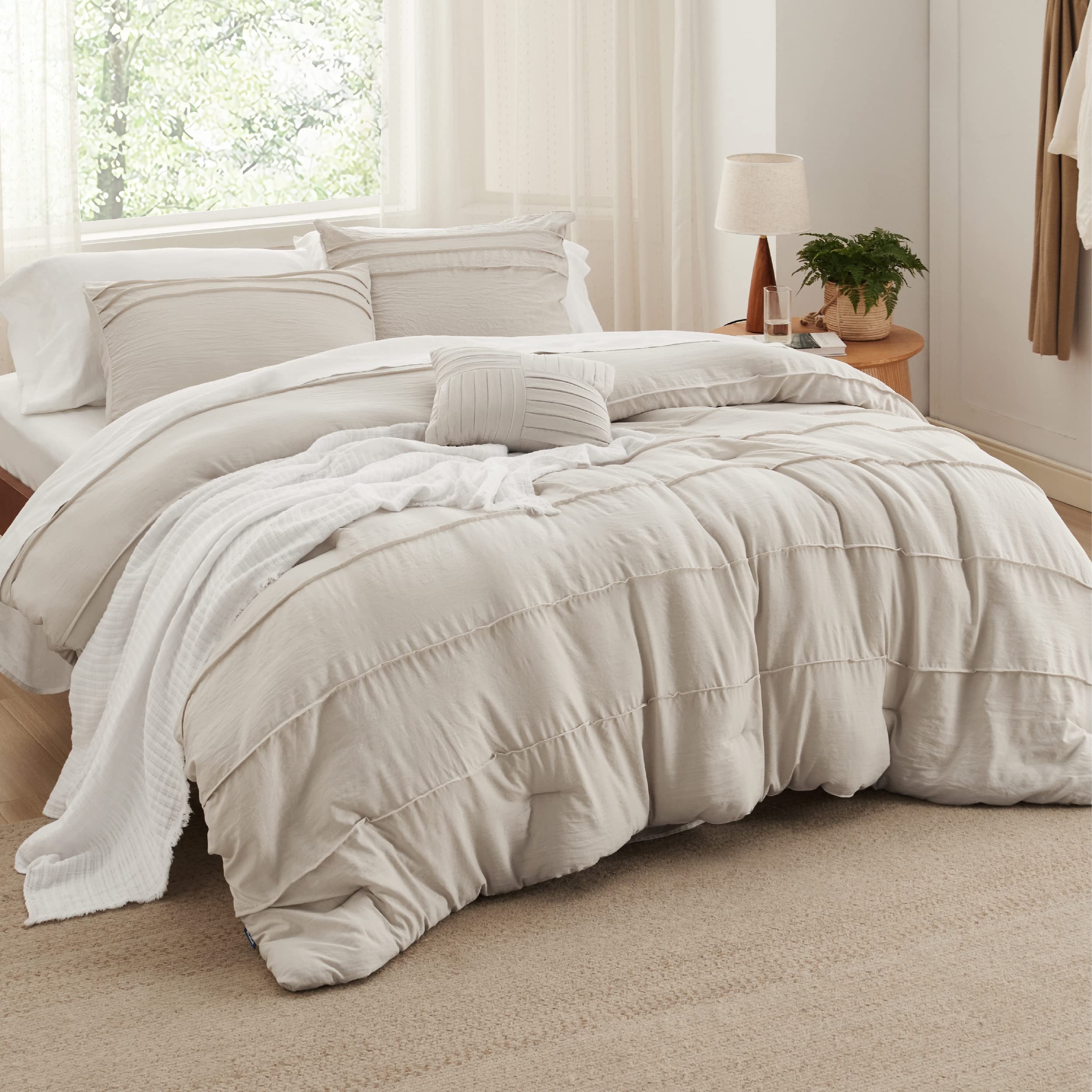 Bedsure Beige Queen Comforter Set - 4 Pieces Pinch Pleat Bed Set, Down Alternative Bedding Sets For All Season, 1 Comforter, 2 P