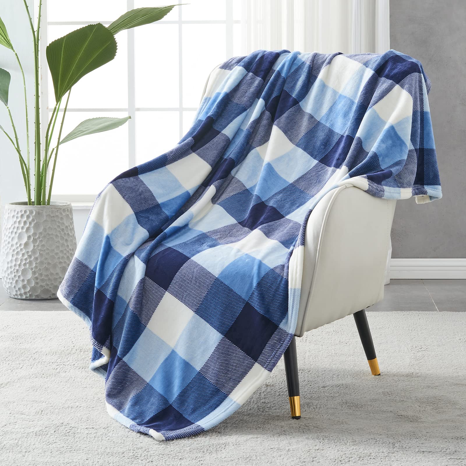 Sochow Buffalo Plaid Flannel Fleece Throw Blanket 50 X 60 Inches, Soft Lightweight Cozy All Season Blue/White Checkered Blanket