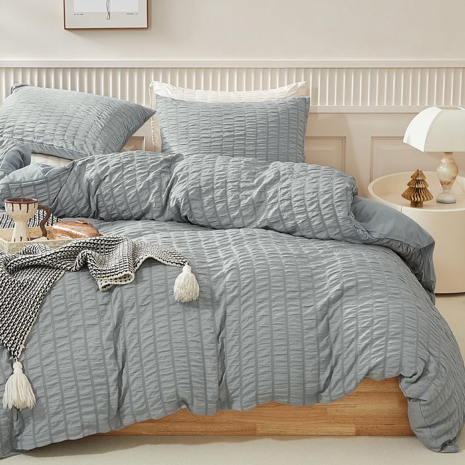 Warmdern Duvet Cover Set Queen Size, 3Pcs Washed Microfiber Light Grey Bedding Set, Soft Breathable Striped Textured Seersucker
