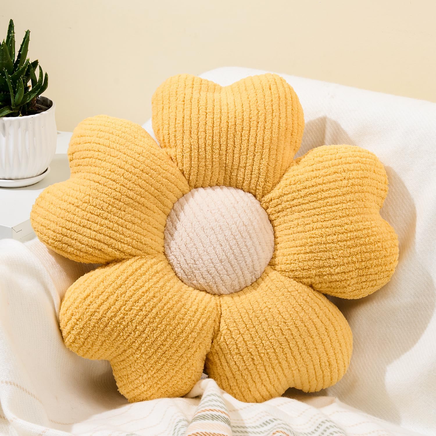 Sioloc Flower Shaped Throw Pillow, Fun Daisy Pillow, 15.7' Yellow Flower Pillow Cute Decorative Seat Cushion Aesthetic Flower P