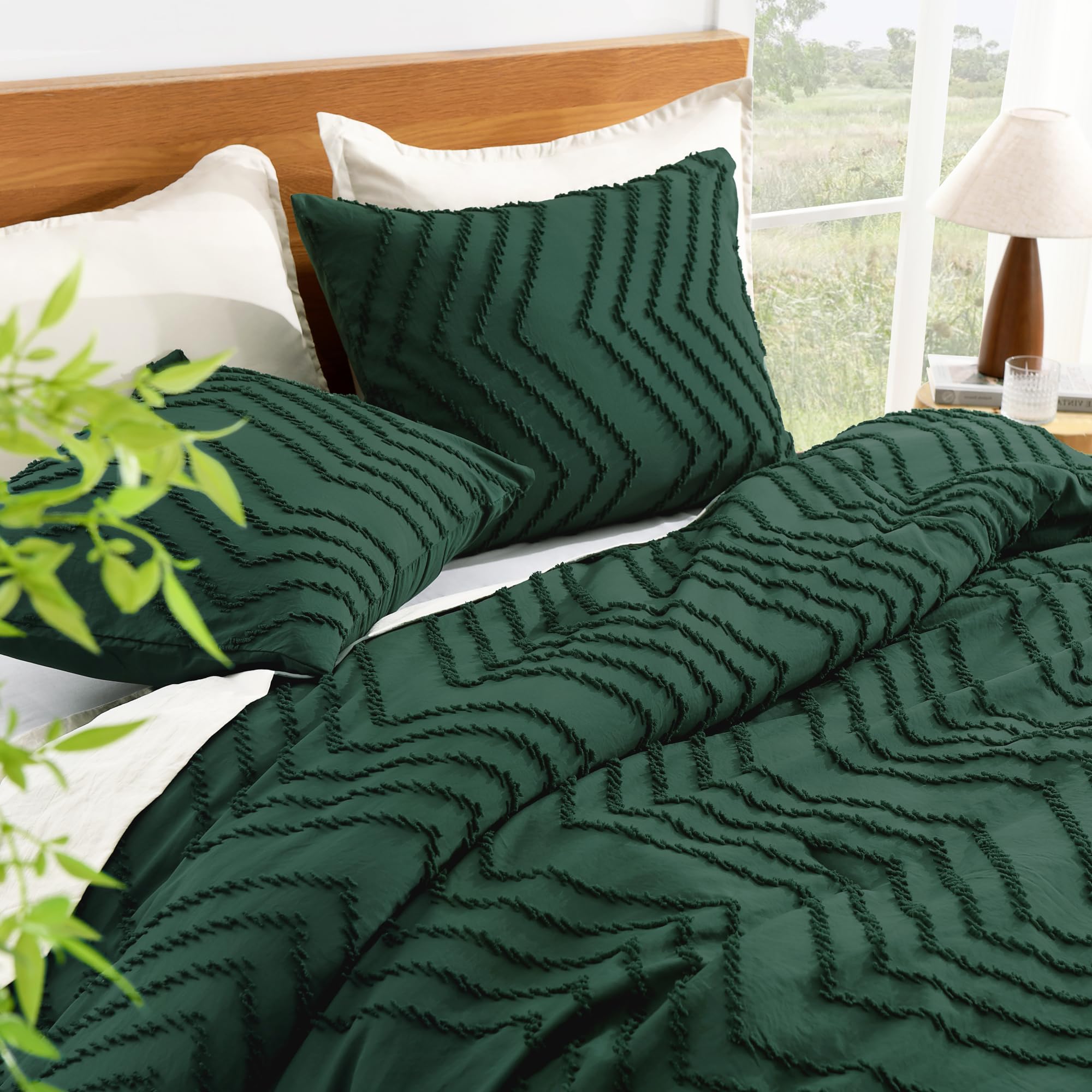 Litanika Comforters Queen Size Dark Emerald Green, 3 Pieces Lightweight Chevron Tufted Bedding Comforter Set, Fluffy Winter Down