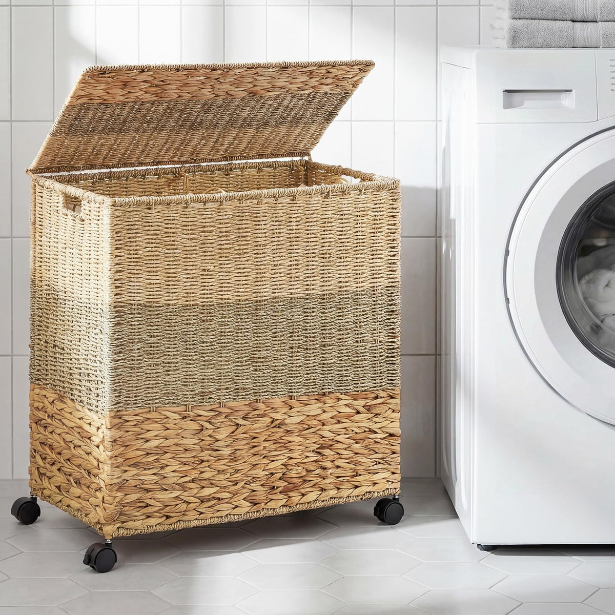 Cinnvoice 120 L Rolling Wicker Laundry Basket with Wheels Laundry Hamper with Lid Decorative Woven Hamper with Washable Removabl