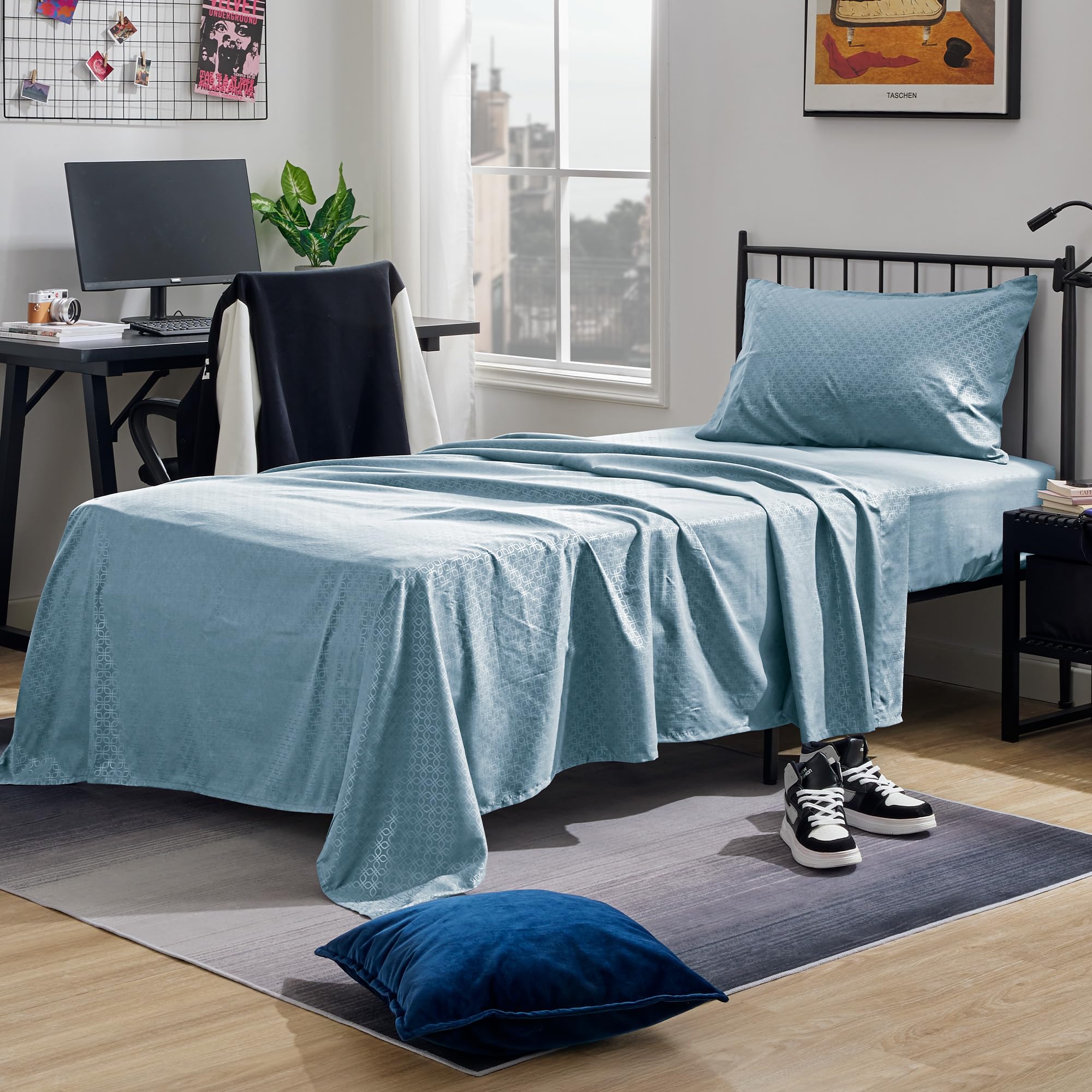 Sleep Zone Luxury Embossed Twin Bed Sheets Set For Kids, Four-Leaf Clover Pattern Sheet & Pillowcase Sets 3 Piece - Super Soft, Wrinkle Free, Fade Resistant, Deep Pocket 16' (Flint Blue, Twin)