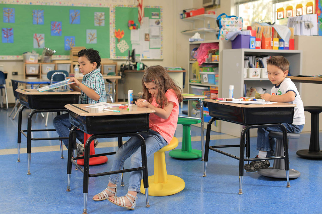 KORE DESIGN Wobble Stool Chair, Girls + Boys Kid Desk Stools, Ergonomic Small Office Chairs, Flexible Seating for Active Kids, ADD/ADHD, Classroom, School, Home, Pre-Teen (18.7in) Age 10-11 yr, Purple