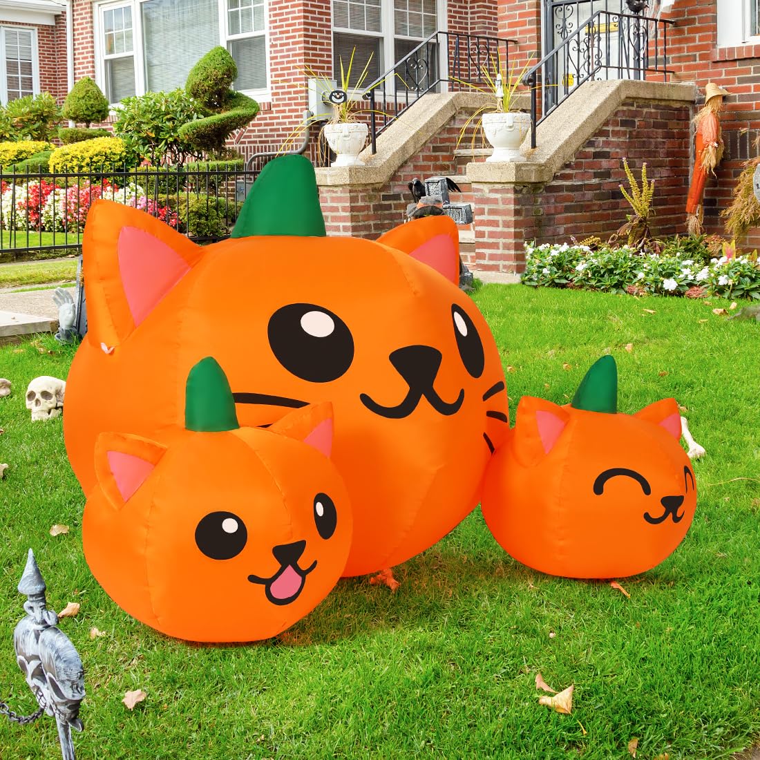 Comin Halloween Inflatable 5Ft Long Three Pumpkin Cat Head Combo With Built-In Leds, Blow Up Yard Decoration For Holiday Party I