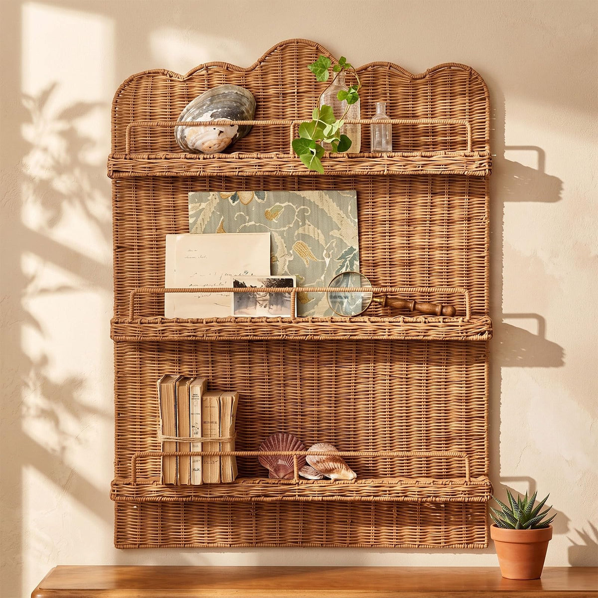 Anglechic Rattan Wicker Wall Shelf 3 Tier Scalloped Floating Shelves
