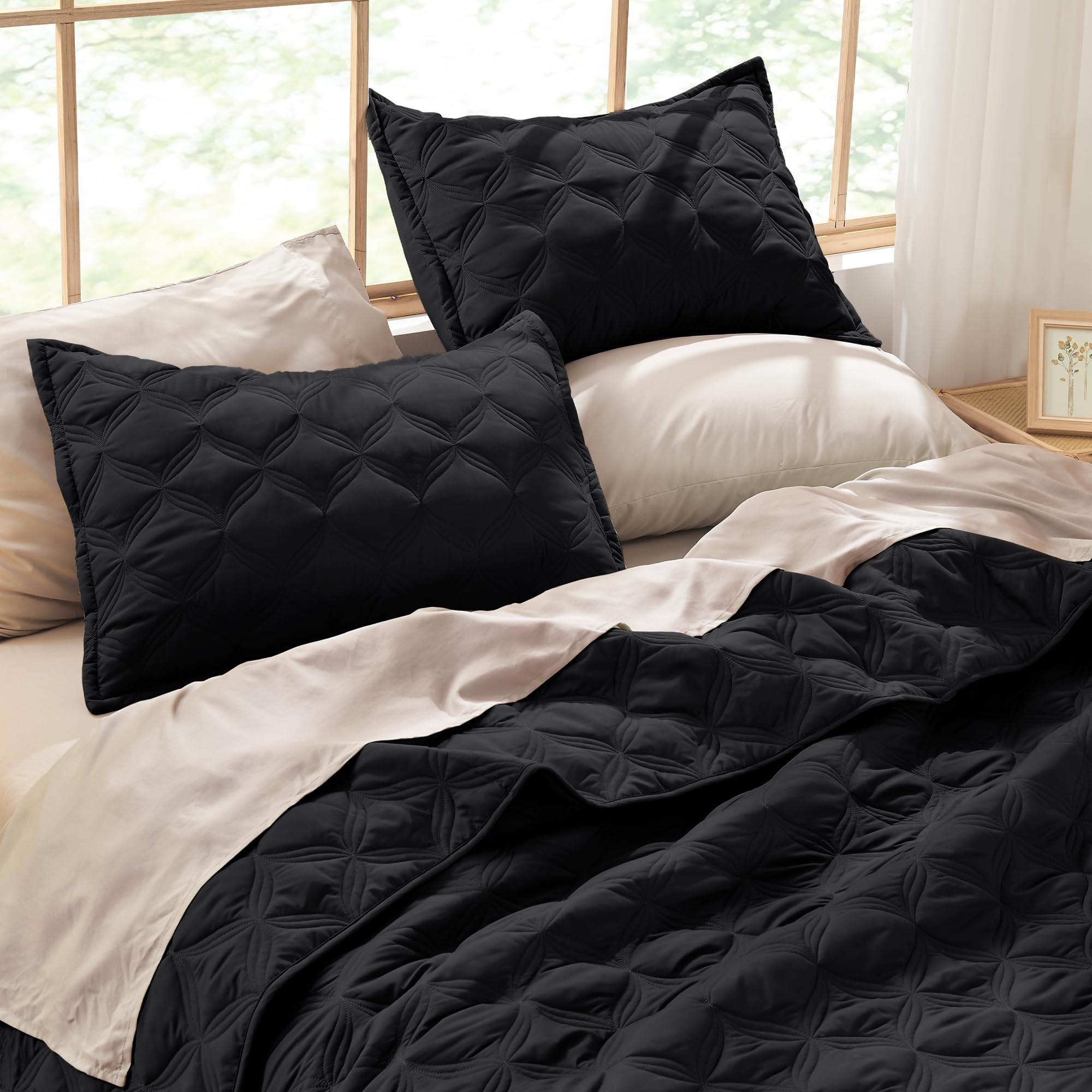 Litanika King Size Quilt Bedding Set, Black Summer Lightweight Soft Comforter Bedspreads & Coverlets, Boho Farmhouse Bedding Cov