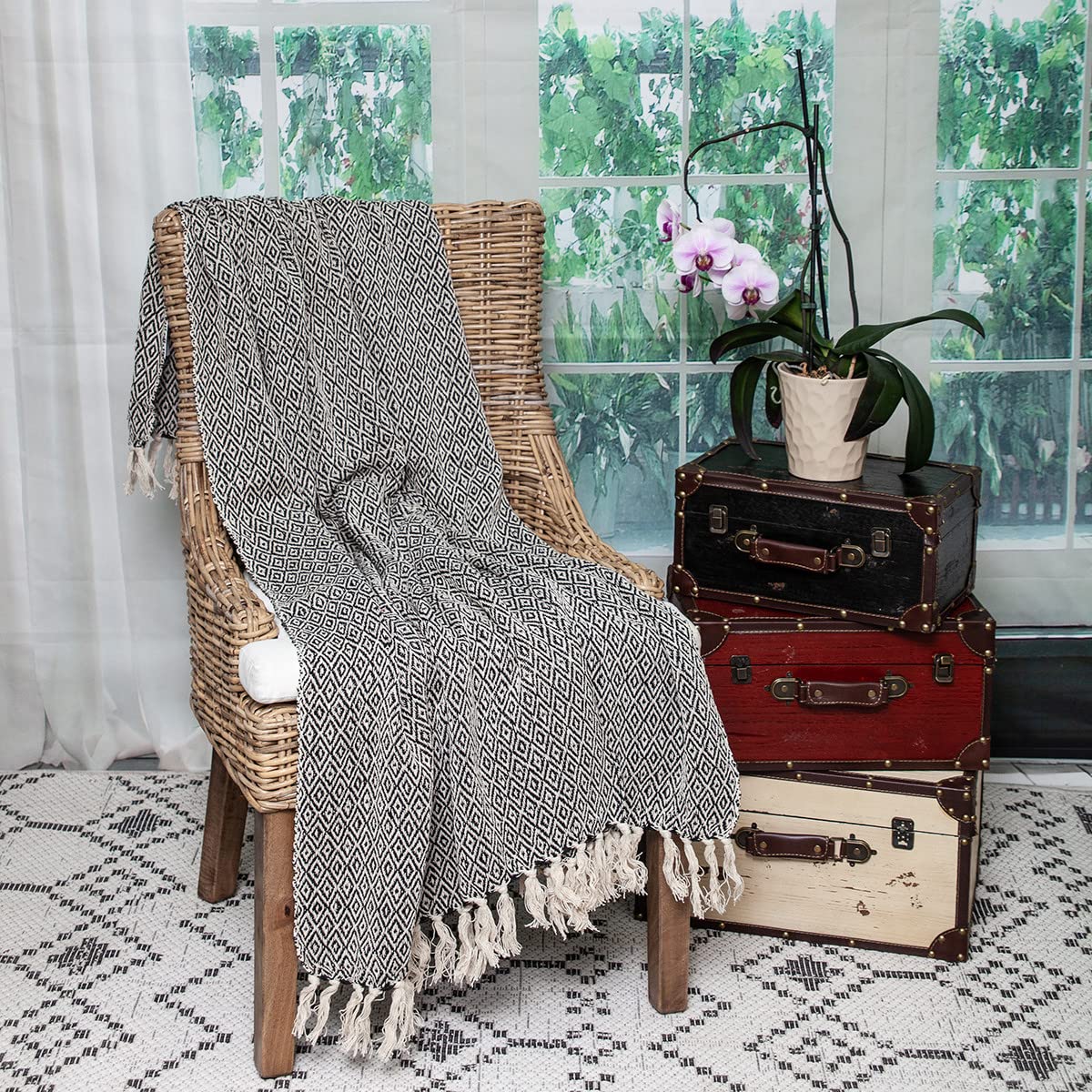 HomeRoots Cotton Boho Black and Beige Woven Diamond Pattern Throw with Tassels