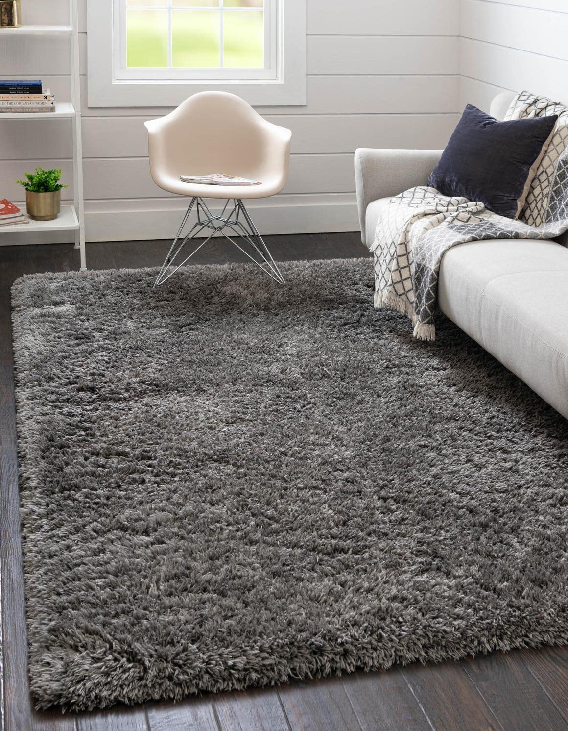 Rugs.com Infinity Collection Solid Shag Area Rug 3 x 5 Smoke Shag Rug Perfect for Living Rooms, Large Dining Rooms, Open Floor