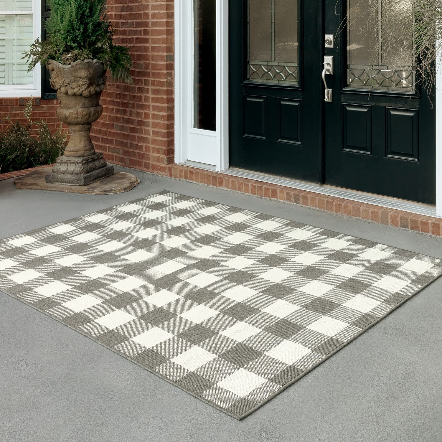 HomeRoots Grey Polypropylene 7’x10’ Gray and Ivory Gingham Indoor Outdoor Area Rug