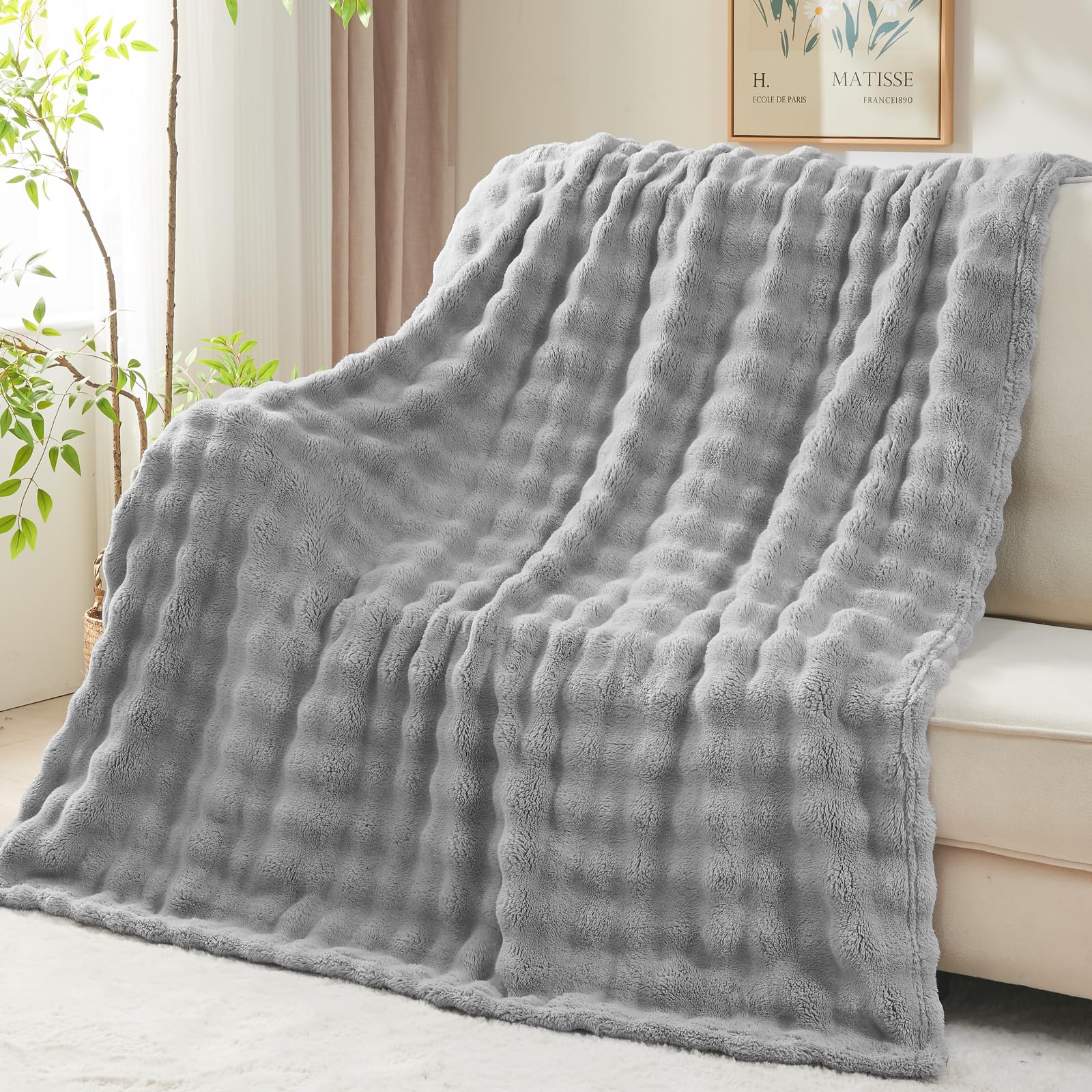 Newcosplay Throw Blanket For Couch Grey Super Soft Flannel Fleece 3D Bubble Lightweight Bed Blanket All Season Use (Grey, Throw(