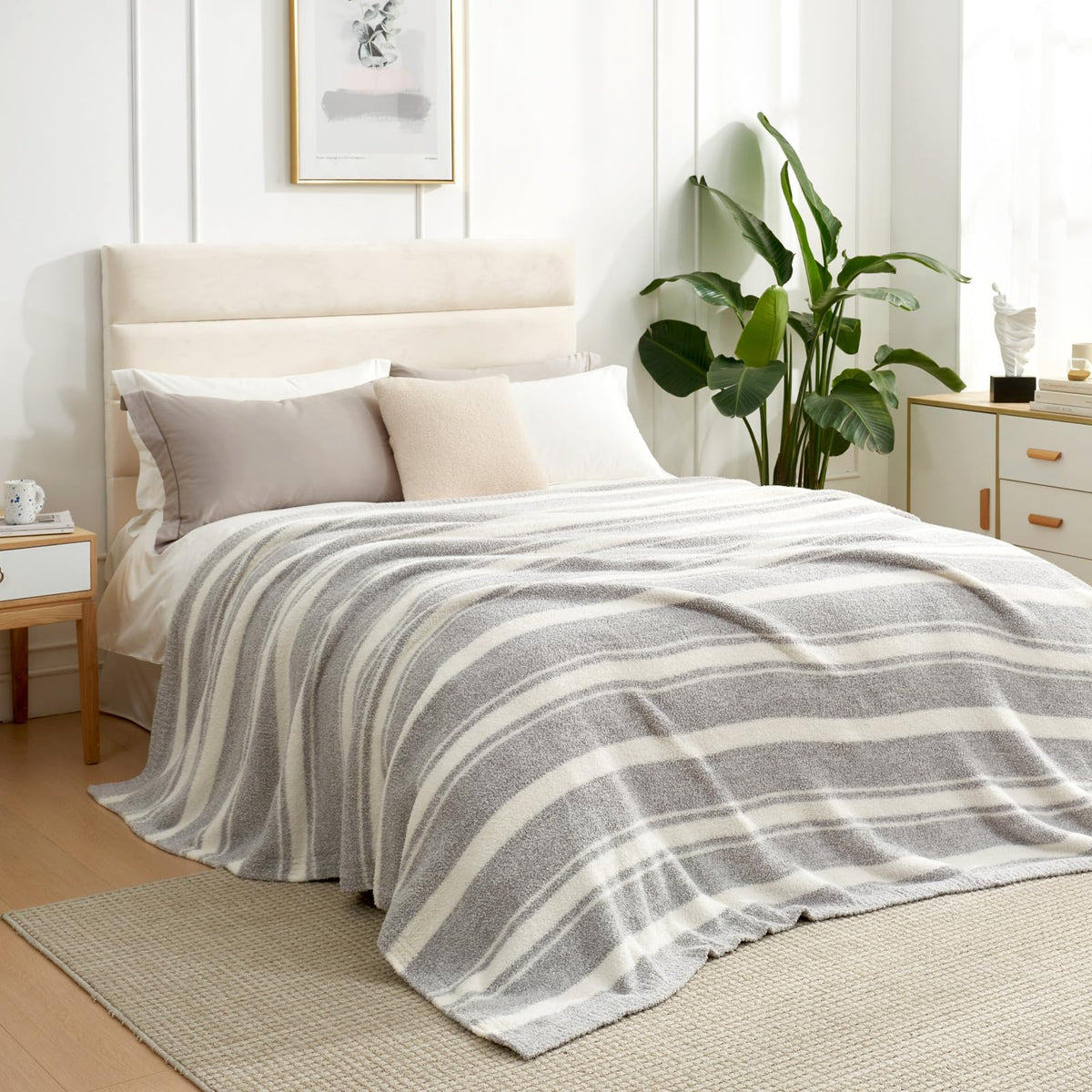 Snuggle Sac Queen Size Bedding Blankets Stripe Grey, Super Soft Warm Microfiber Bed Blankets, Cozy Knit Fuzzy Plush Oversized Bl
