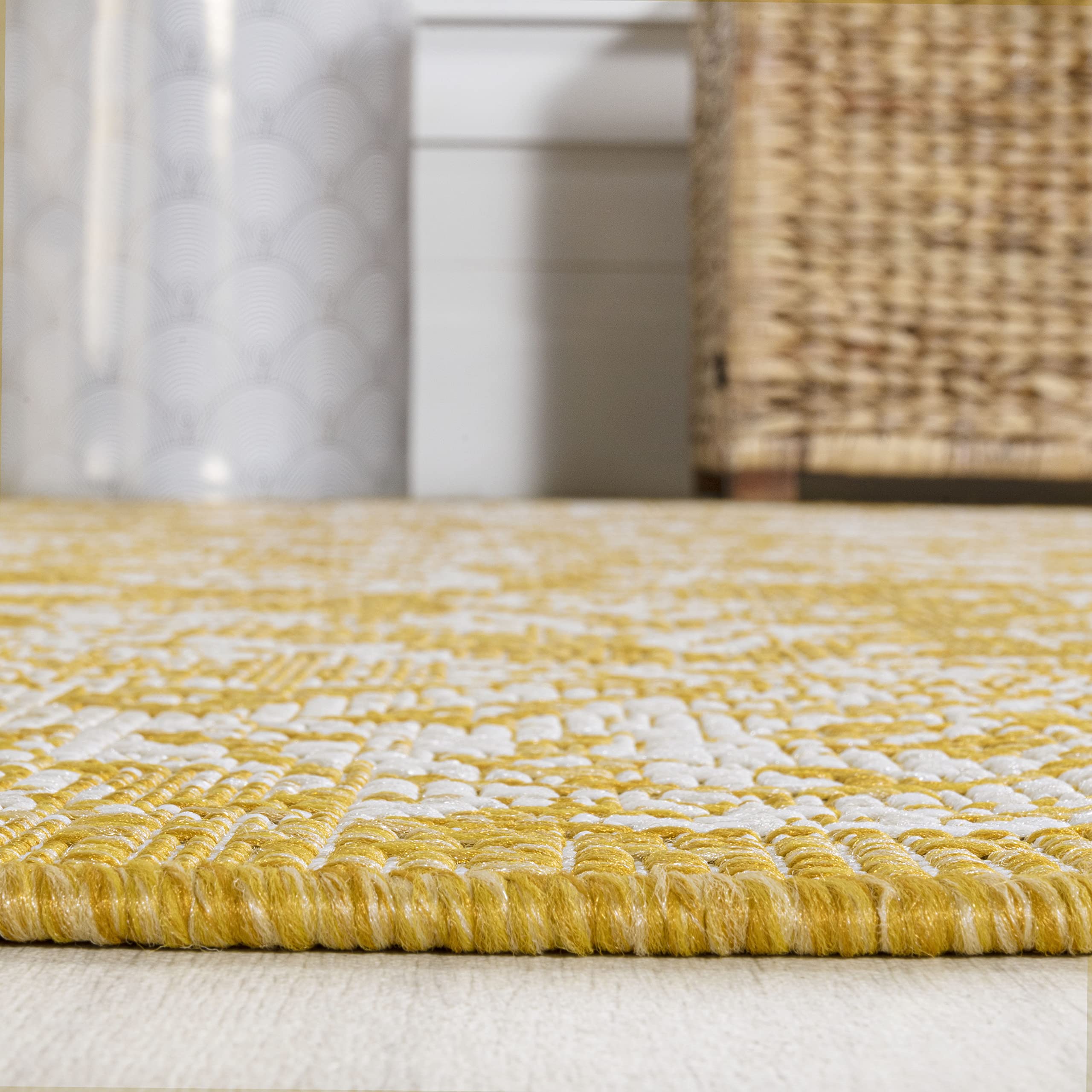 Jonathan Y Smb100E-5Sq Tela Bohemian Textured Weave Floral Indoor Outdoor -Area Rug, Coastal Traditional Transitional Easy-Cleaning,Bedroom,Kitchen,Backyard,Patio, Yellow/Cream, 5' Square