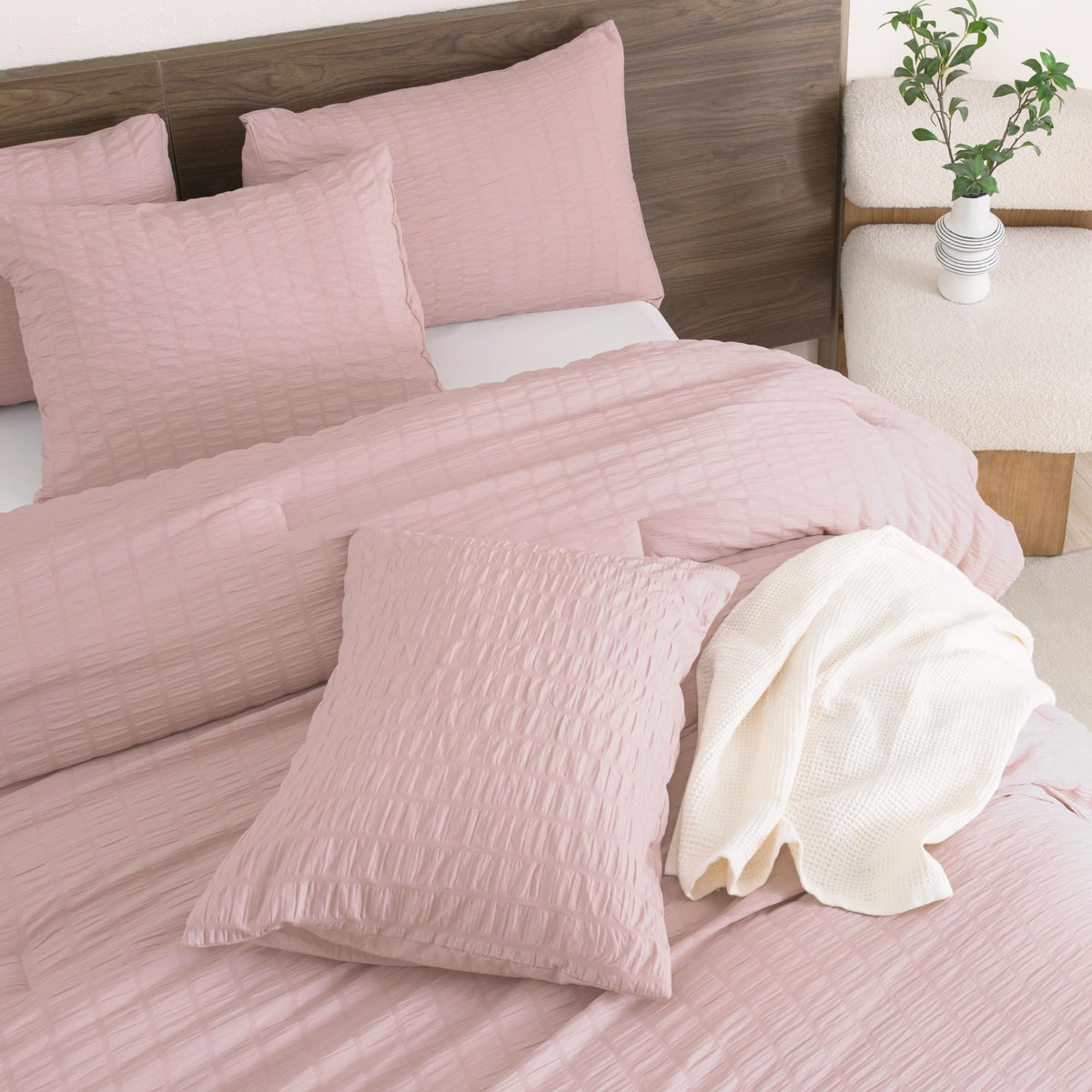 Andency Pink Twin Size Comforter Set, 2 Pieces Bedding Comforter Sets (1 Seersucker Textured Comforter & 1 Pillowcase), Lightwei