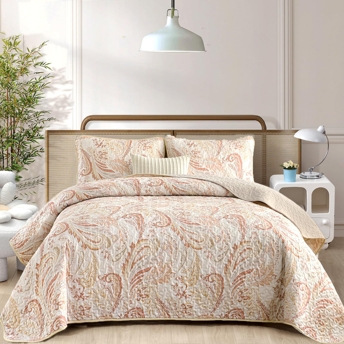 Coral Quilt Queen Set,Boho Paisley Floral Pattern Bedspread Coverlet Set With 2 Pillowcases,Lightweight Microfiber Bohemian Quil