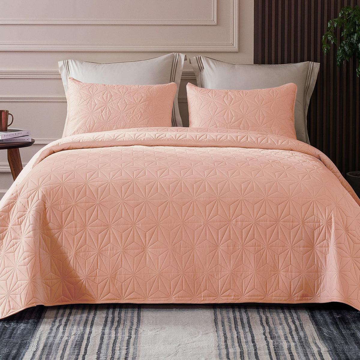 Whale Flotilla King Size Quilt Bedding Set, Soft Blush Pink King Quilts Bedspreads For All Seasons, Lightweight Geometric Star P