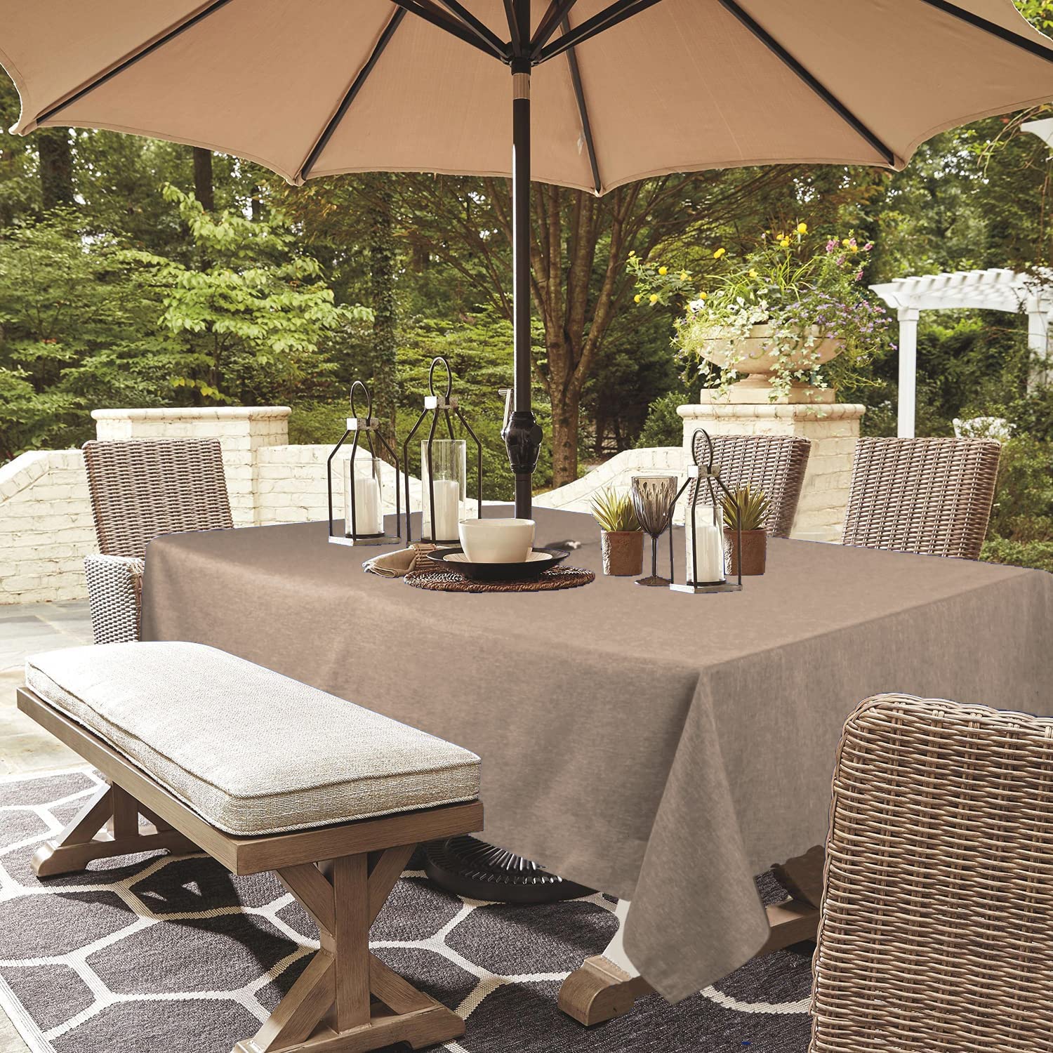 Youngseahome Outdoor Tablecloth Wrinkle-Free Stain Resistant Waterproof Polyester Fabric Table Cover With Zipper Umbrella Hole For Picnic/Party/Dinner/Patio Garden(60×84Inch,Zippered,Flax)
