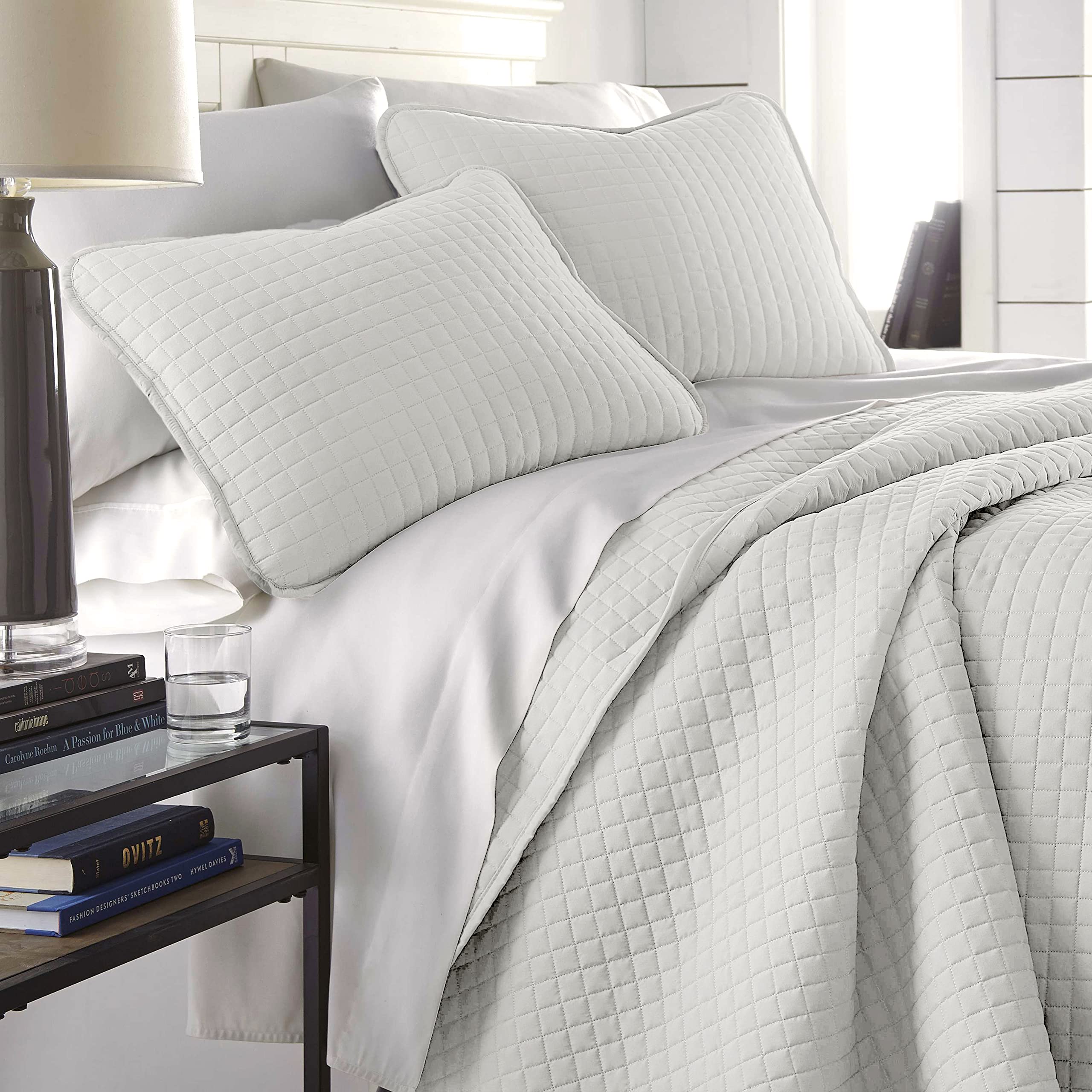 Southshore Fine Living, Inc. Oversized King Quilt Set, Quilted Grey Bedspread King/California King With 2 Matching Pillow Shams,