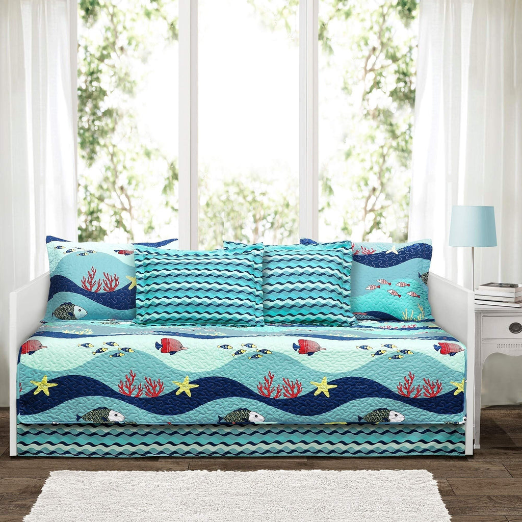 Lush Decor Lush D  Cor Sea Life 6 Piece Daybed Cover Set, Blue