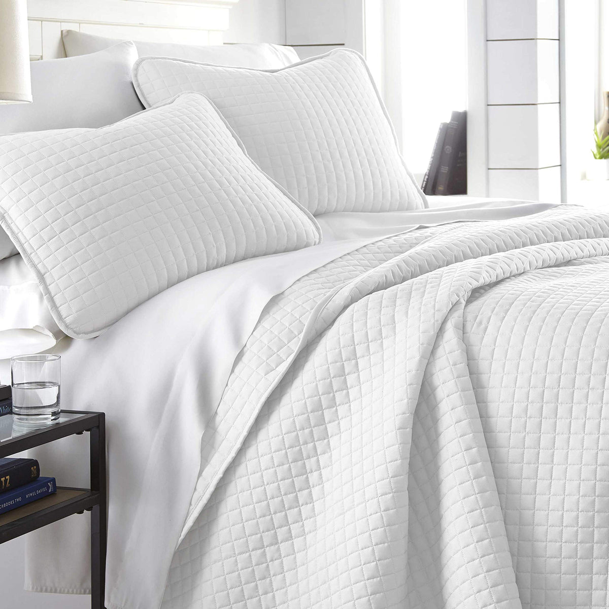 Southshore Fine Living, Inc. Premium Quality, Wrinkle, Fade, & Stain Resistant, Easy Care, Oversized Quilt Cover Set With 1 Quil