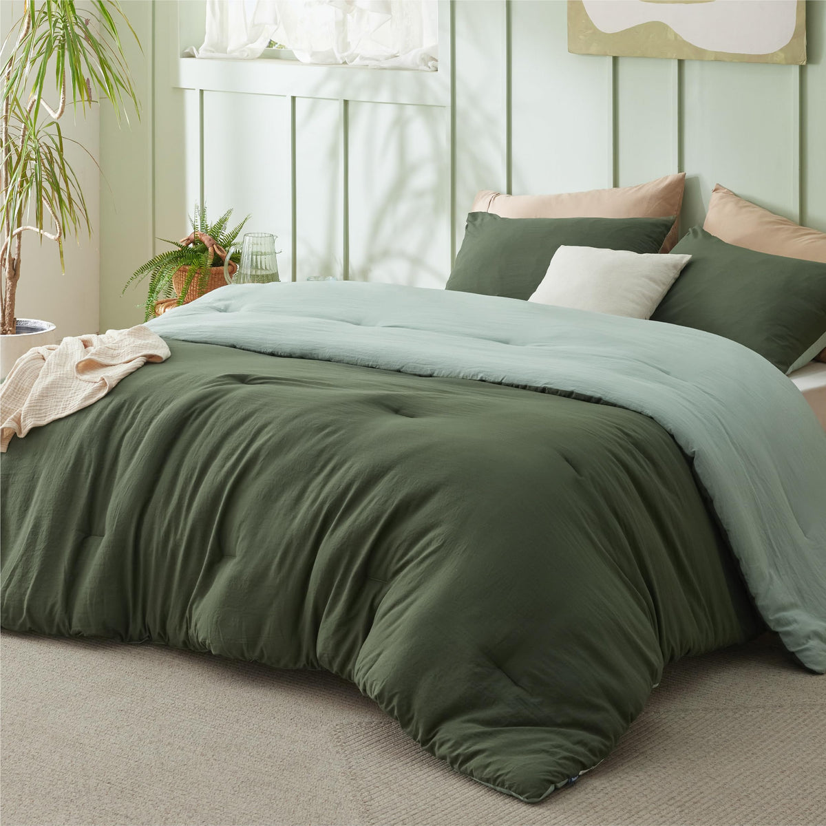 Bedsure Bedding Comforter Sets King, Reversible Green Prewashed Bed Comforter For All Seasons, 3 Pieces Warm Soft Bed Set, 1 Lig