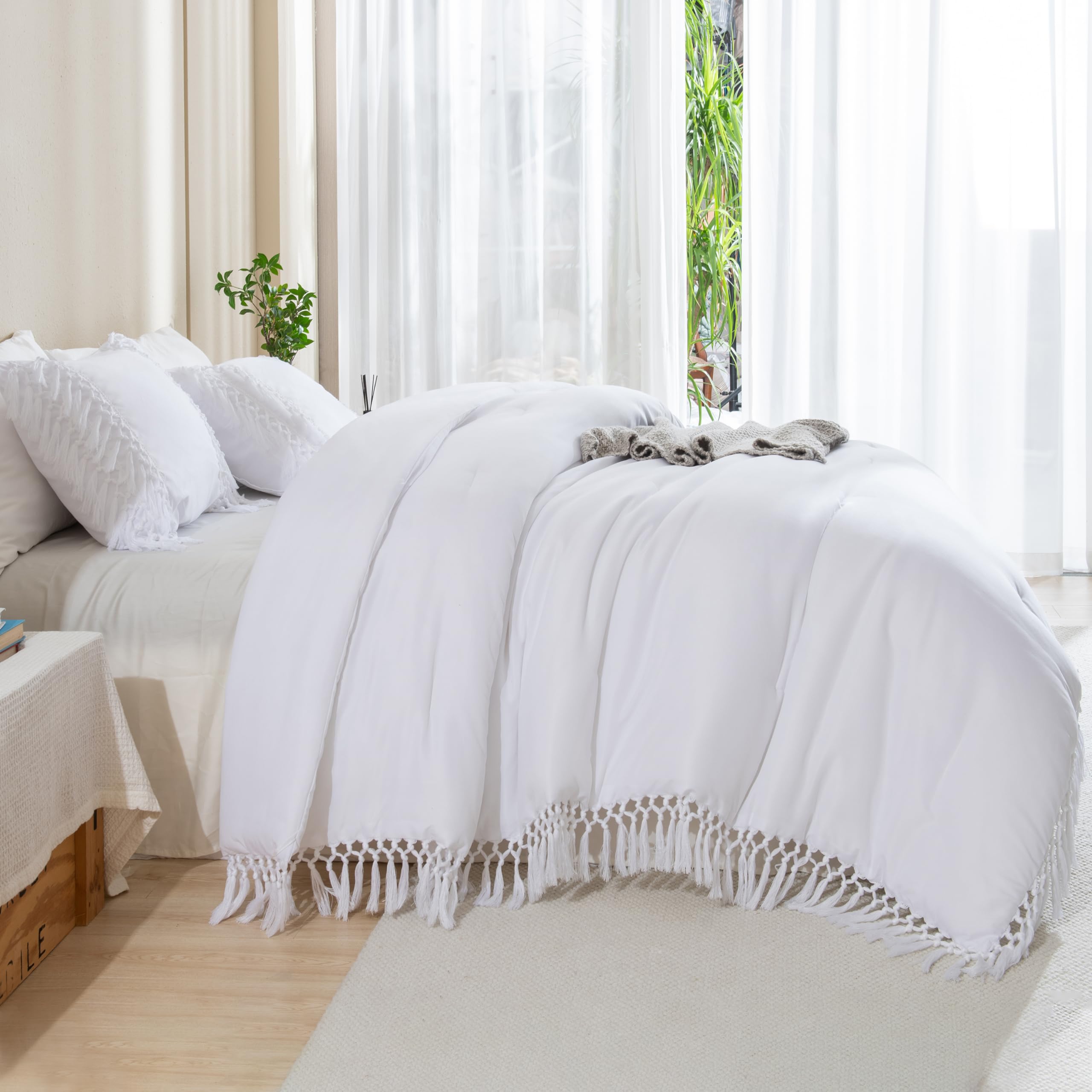 Andency White Full Size Comforter Set, 3 Pieces Boho Tassel Lightweight Soft Bedding Comforter Sets, All Season Fluffy Fringe Bed Set (79X90In Comforter & 2 Pillowcases)