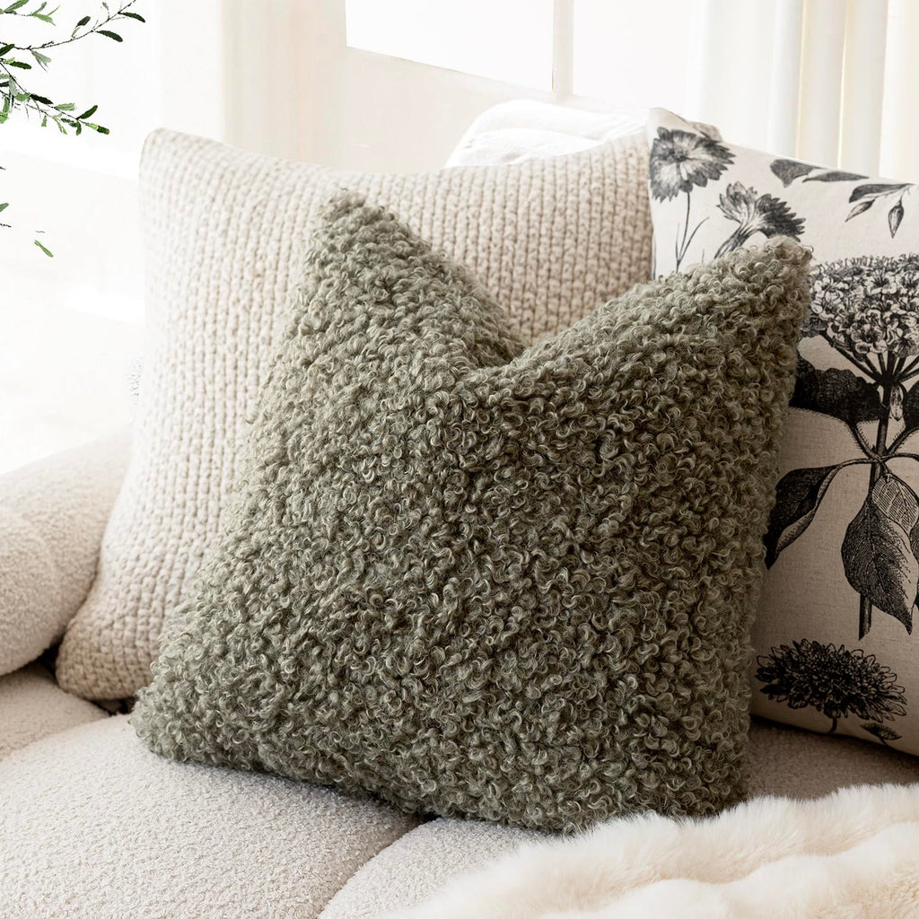 Foindtower 2 Pieces 20X20 Inch Sage Green, Faux Fur Throw Pillow Cover Accent Sherpa Pillow Fuzzy Soft Pillowcases Sheepskin Dec
