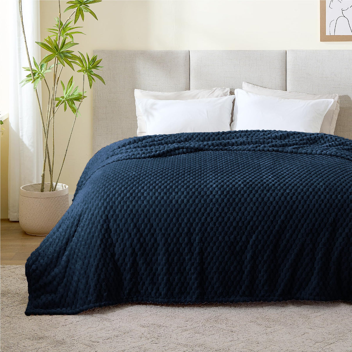 Bedelite Fleece Blanket, Large King Size Blanket For Bed, 3D Jacquard Decorative Navy Fuzzy Blanket, Soft And Cozy Warm Plush Fl