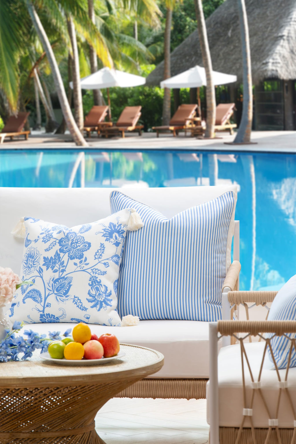 Hofdeco Premium Coastal Patio Indoor Outdoor Pillow Cover Only, 20'X20' Water Repellent For Backyard, Couch, Cornflower Blue S