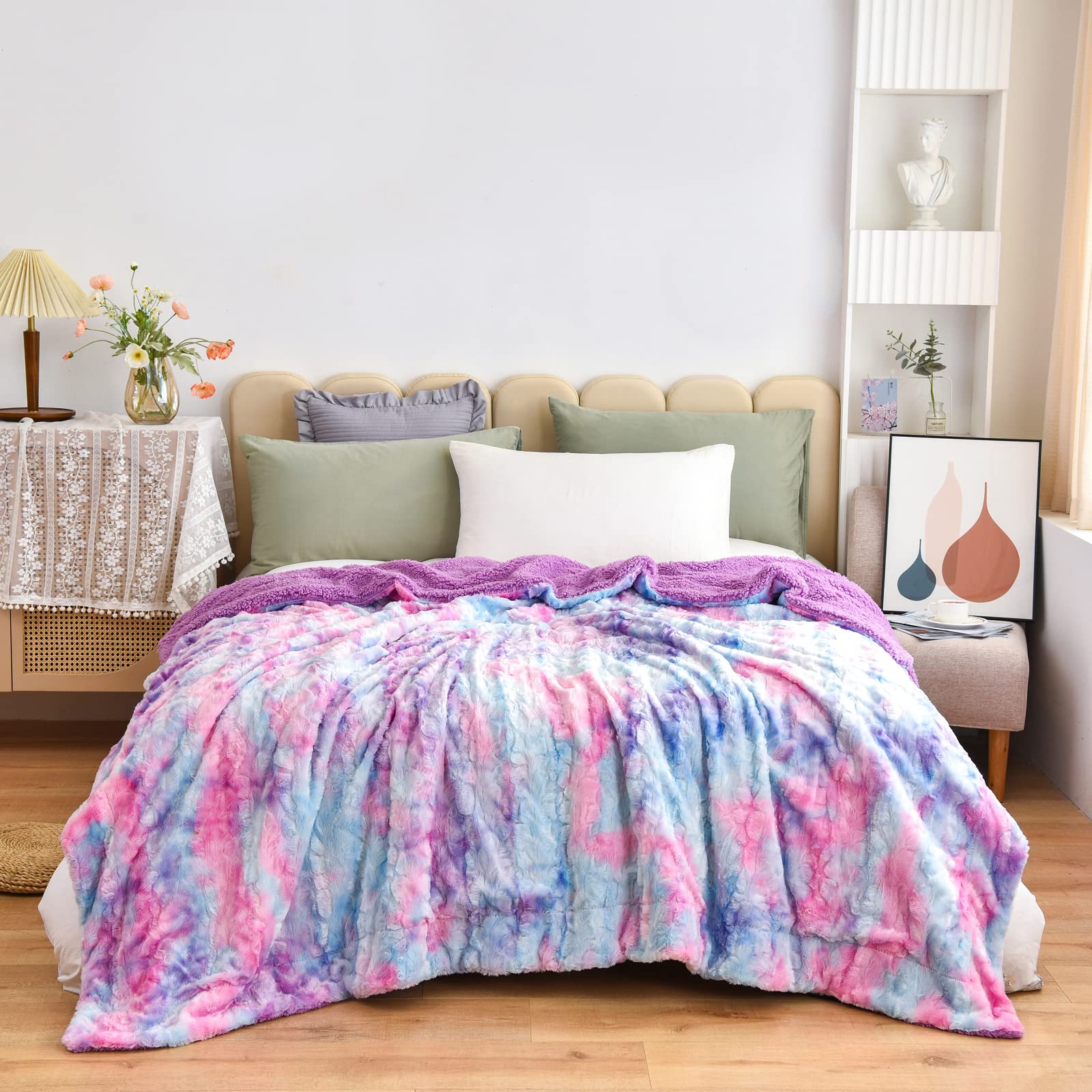 Newcosplay Super Soft Faux Fur Blanket Queen Size Multi Purple Sherpa Fuzzy Plush Warm Blanket For Sofa Bed (Multi Purple, Queen