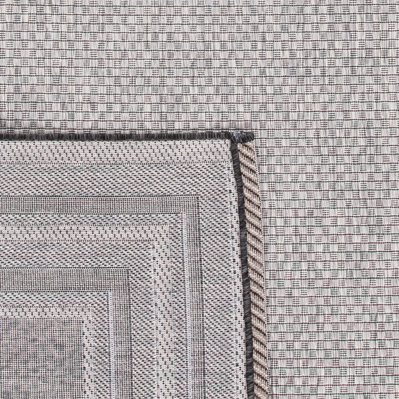 Safavieh Courtyard Collection 4' X 5'7' Light Grey/Black Cy8475 Indoor/ Outdoor Patio Backyard Mudroom Accent Rug