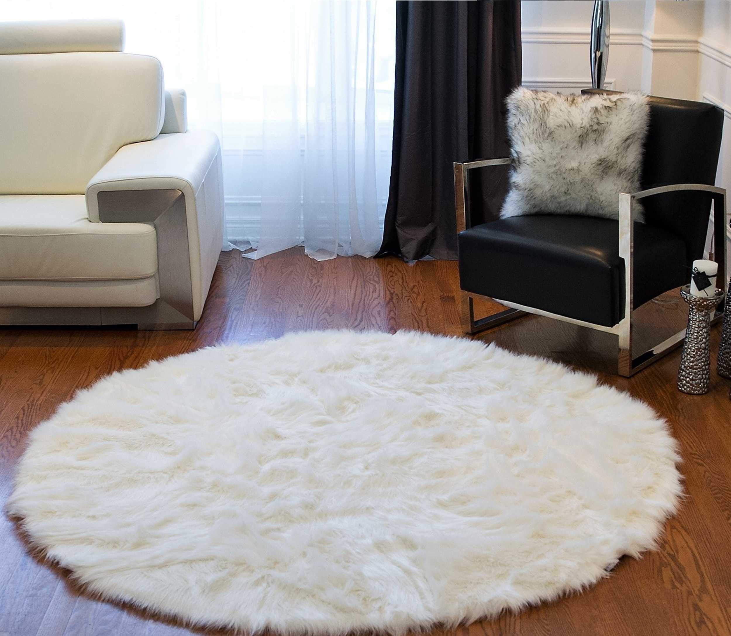 HomeRoots Acrylic Plush, Polyester Arlington Circular Faux Fur Rug 6' Diameter - Off White