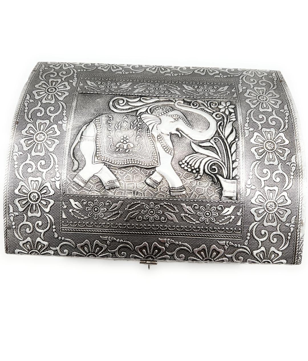 Artist Unknown Aluminum Oduduwa Chest - Vintage, Silver, 8.5 Inches