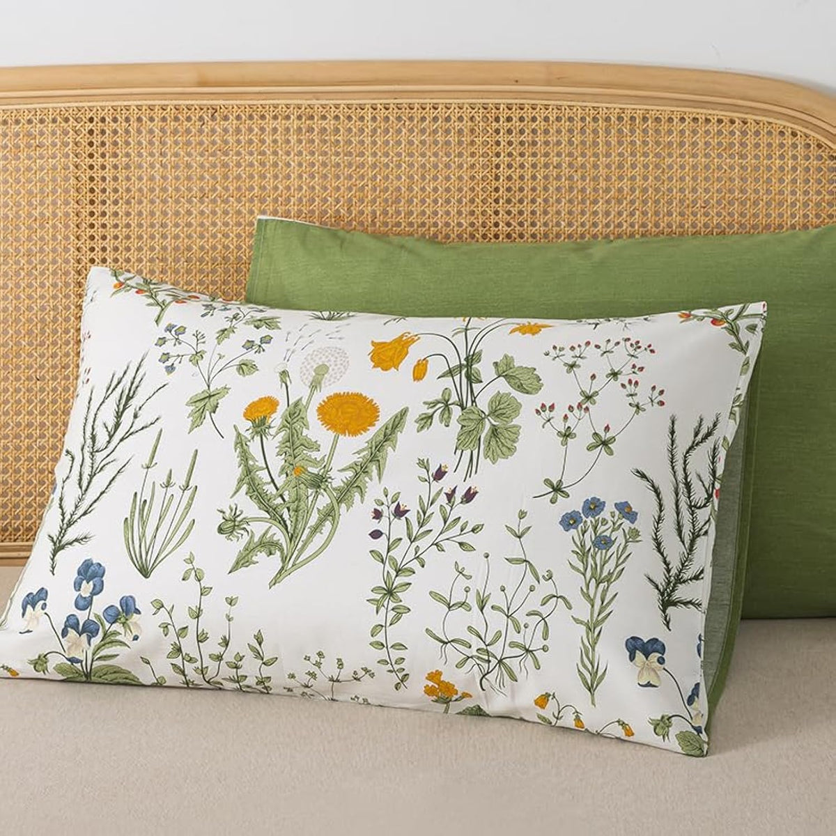Zusbest 100% Cotton Floral Pillow Cases Standard Size Set Of 2, 19'  29', Reversible Botanical Green Pillowcases, Flower Print
