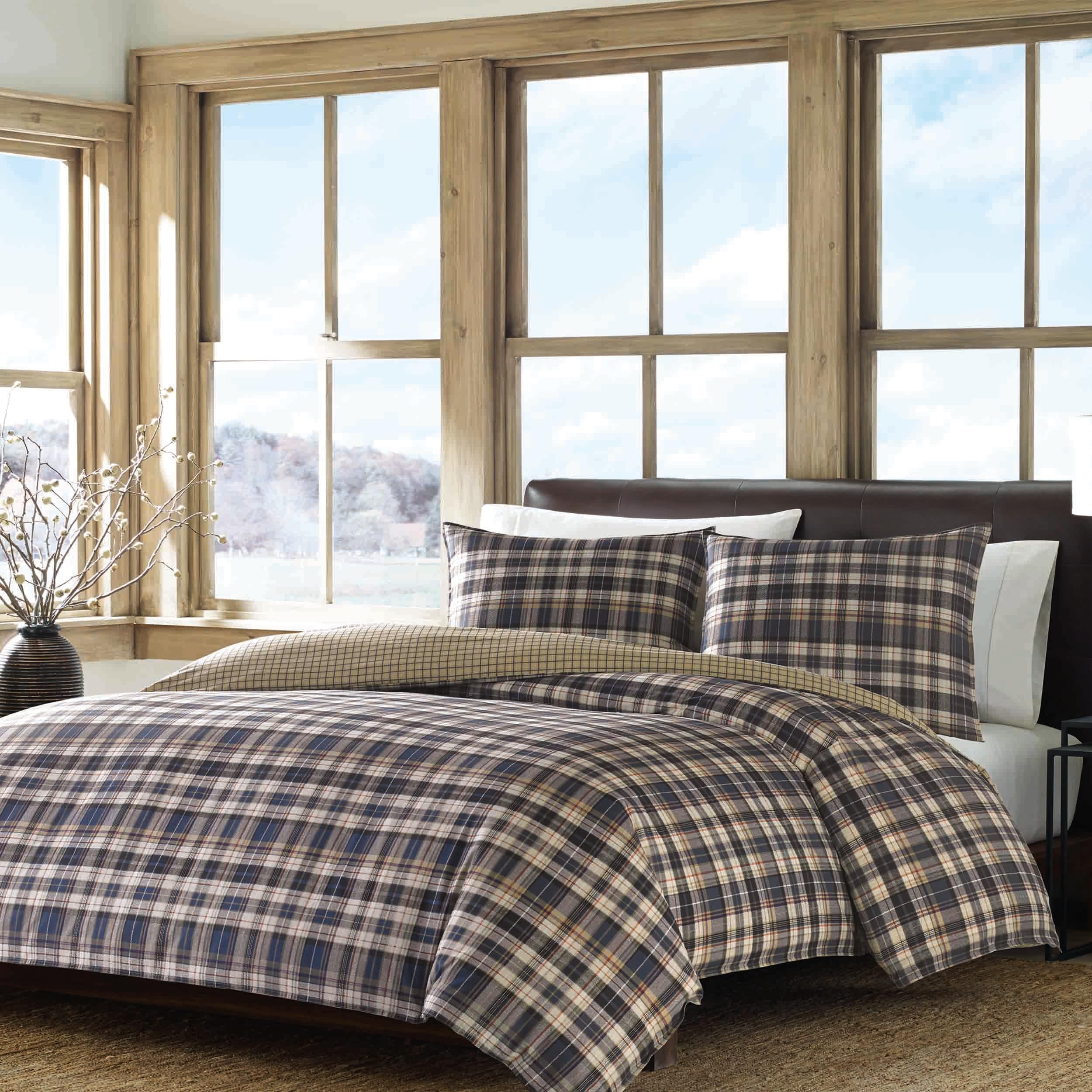 Eddie Bauer - Twin Comforter Set, Reversible Cotton Bedding With Matching Sham, Home Decor For All Seasons (Port Gamble Blue, Tw