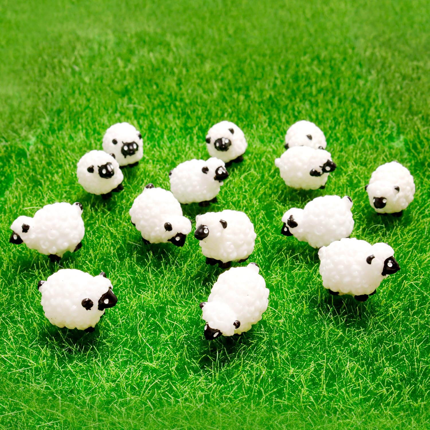 Bbiamsleep 40 Pcs Miniature Sheep Figurines Mini White Sheep Figure Realistic Resin Sheep Sheep Cake Topper Mini Sheep Animal Fi