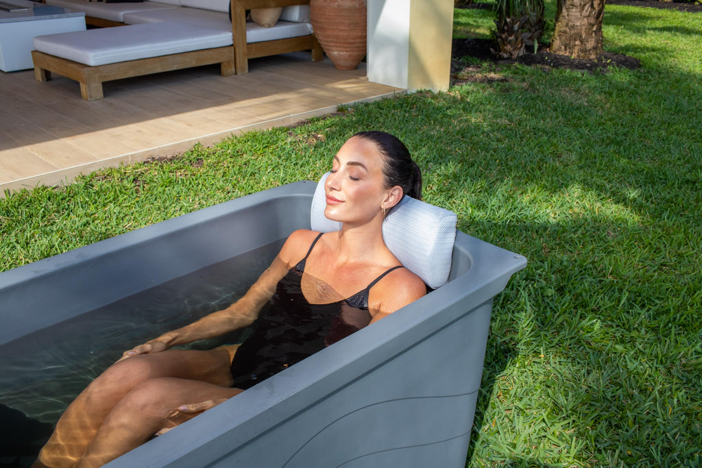 Headrest Pillow For Patio Chaise Lounge, In Pool Lounger On Ledge With Non-Slip Weighted Tail And Cellphone Pocket, Quick Drying