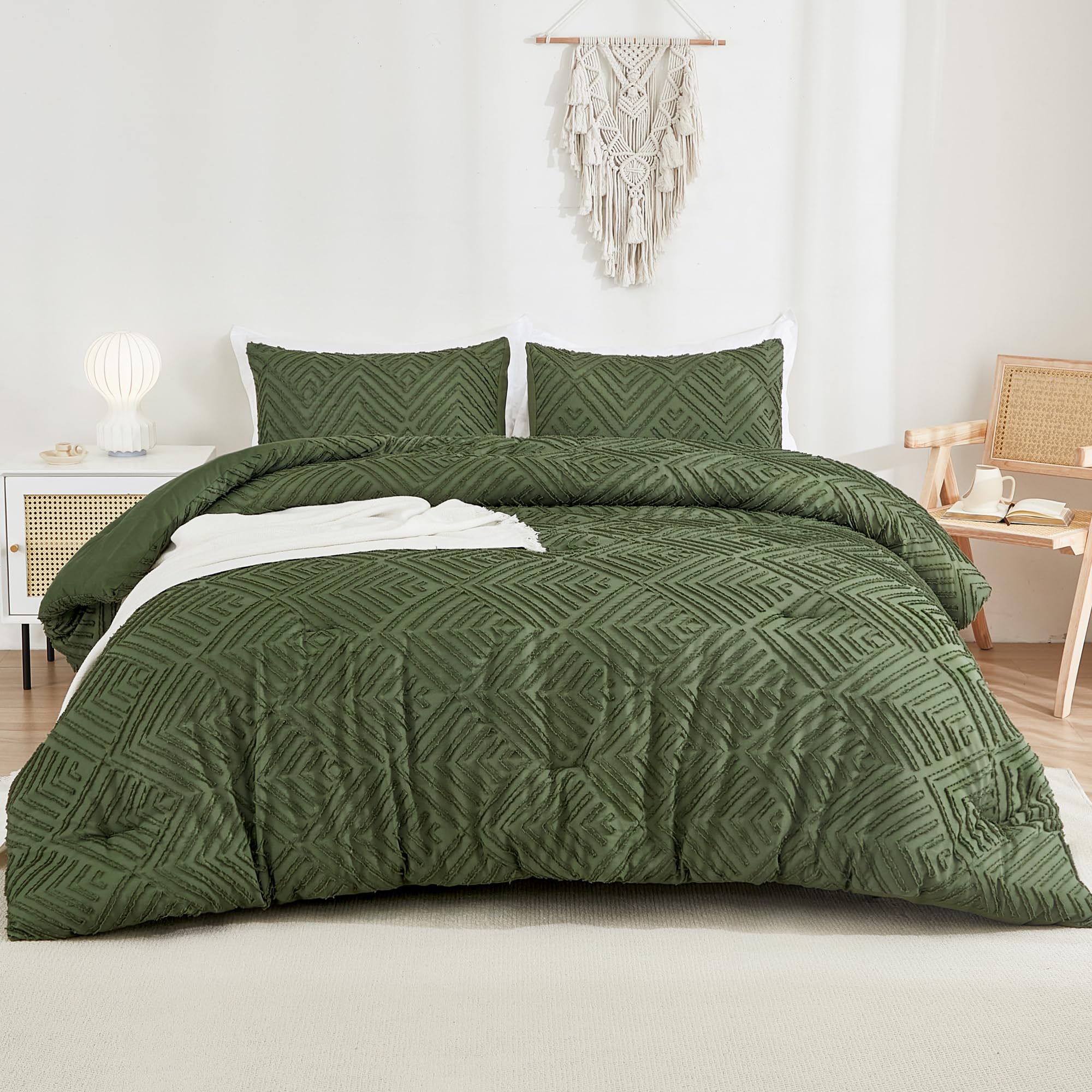 Andency Dark Olive Green Comforter Set Queen Size, Lightweight Fluffy Boho Men Bedding Comforter Set, 3 Pieces Tufted Farmhouse