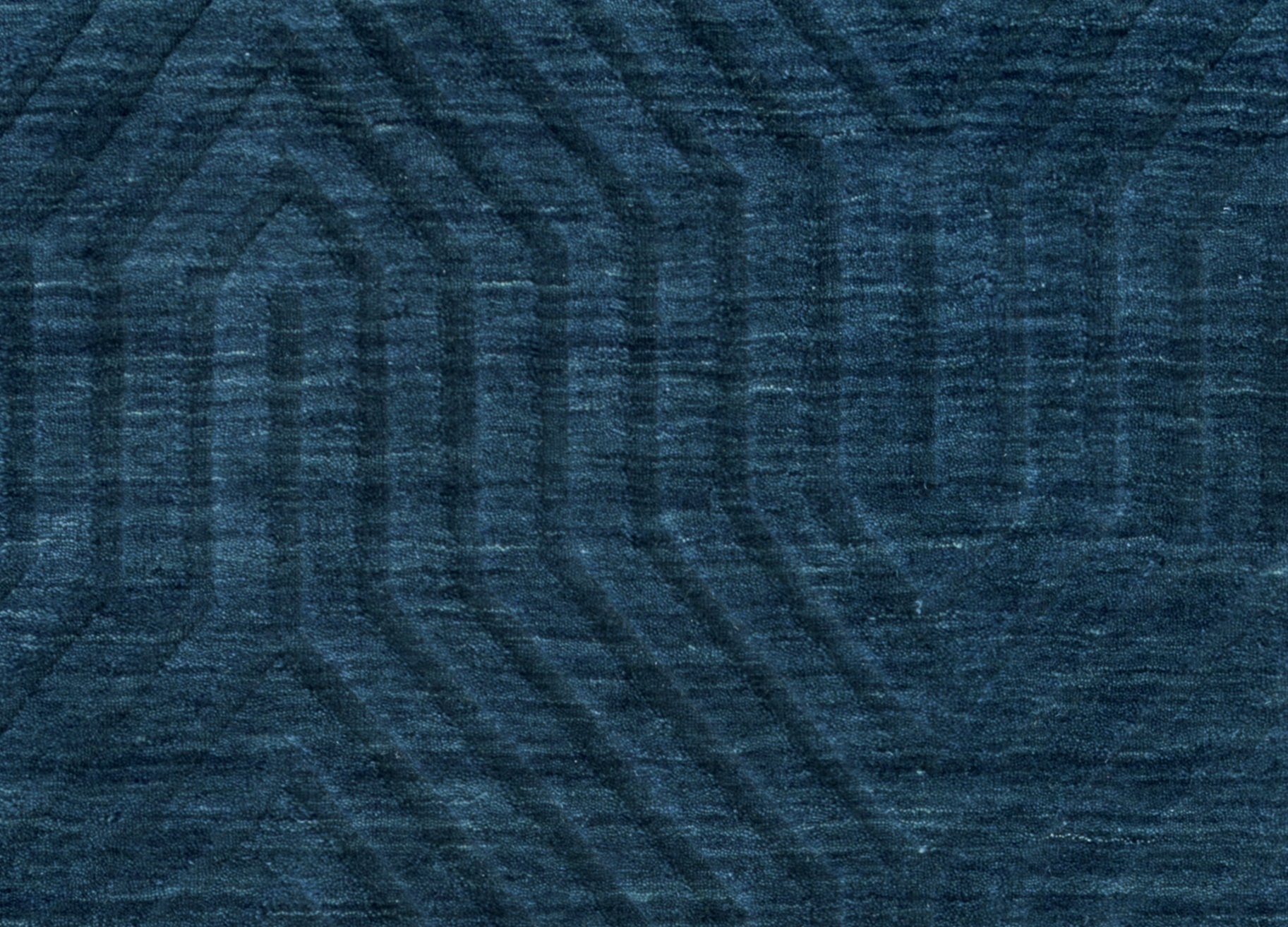 Rizzy Home | Tc8576 | Technique Collection | Wool Area Rug | 2'6" X 8' | Navy Solid