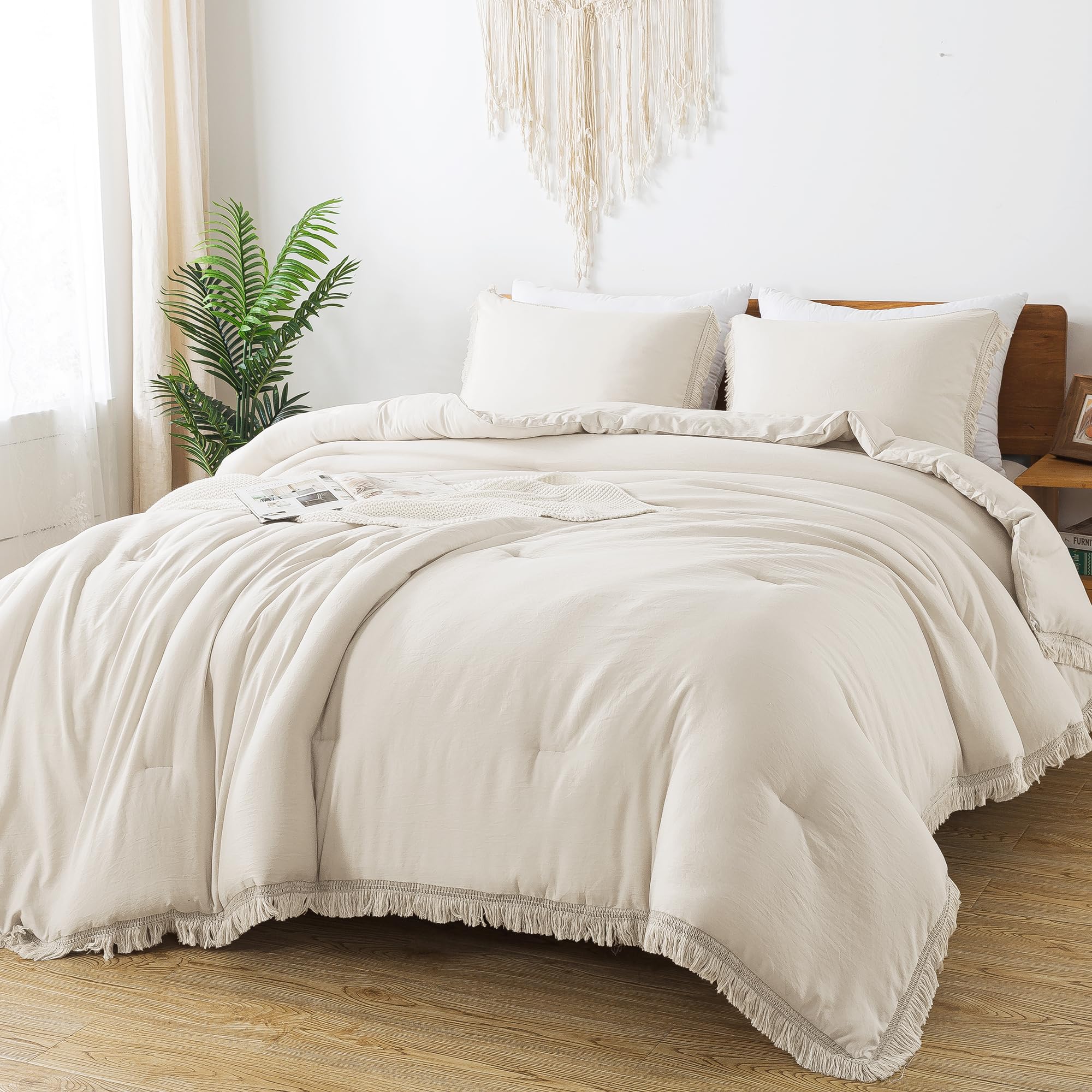 Andency California King Comforter Set Beige - 3 Pieces Cal King Boho Tassel Lightweight Bedding Comforter Sets, Oversized All Season Soft Fluffy Bed Set (104X96In Comforter & 2 Pillowcases)