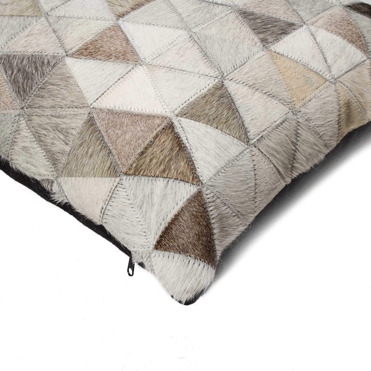 HomeRoots 328281 18'' X 18'' X 5'' Superlative Grey Torino Kobe Cowhide Pillow