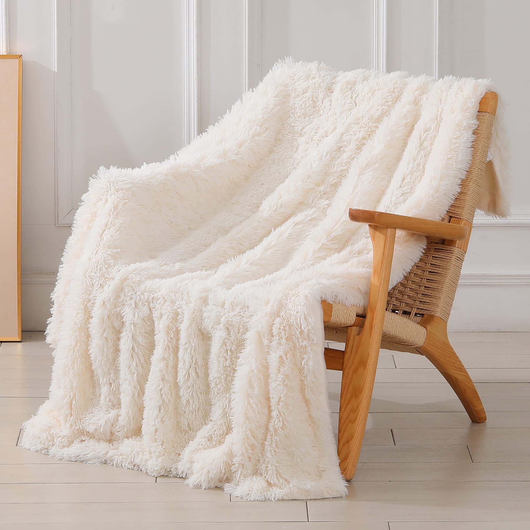 Tuddrom Decorative Extra Soft Fuzzy Faux Fur Throw Blanket 50' X 60',Solid Reversible Long Hair Shaggy Blanket,Fluffy Cozy Plu
