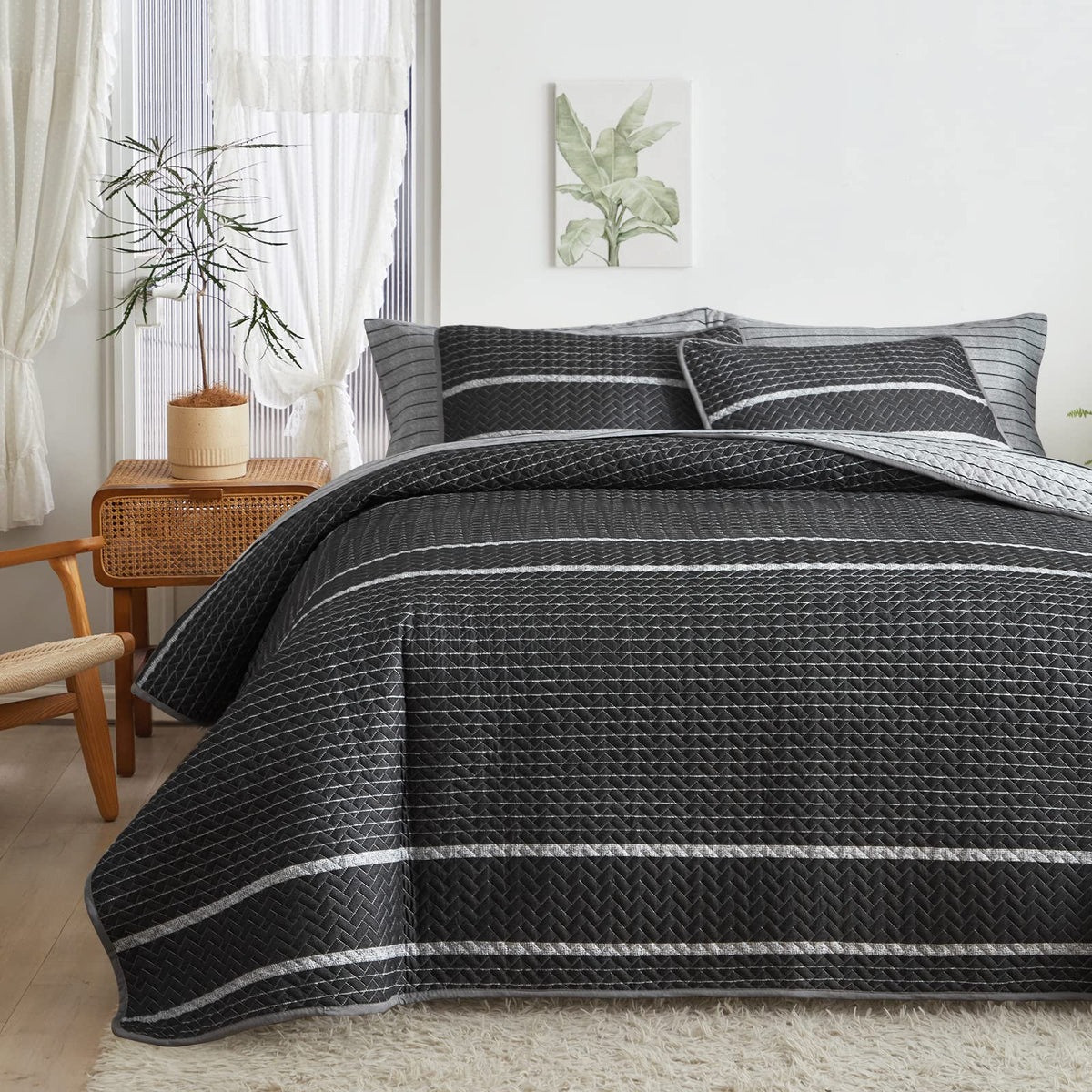 Flysheep Dark Grey Boho Quilt Set Twin Size For Kids, 2 Pcs White Striped On Black Reversible Bedspread, Brushed Microfiber Cove