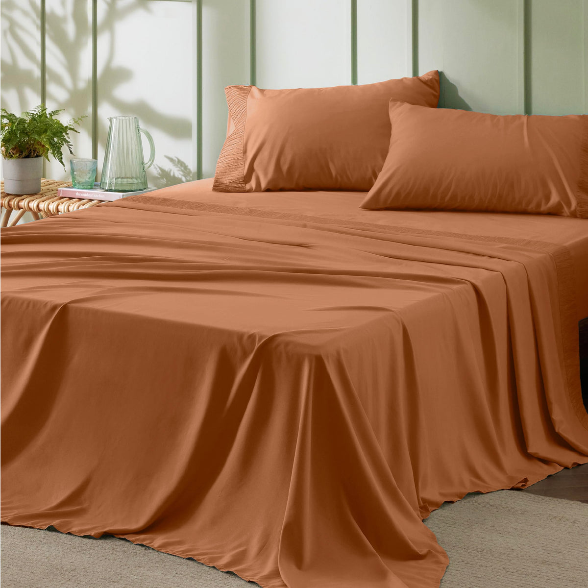 Bedsure Queen Sheet Set - Soft Sheets For Queen Size Bed, 4 Pieces Hotel Luxury Terracotta Queen Sheets, Easy Care Polyester Mic
