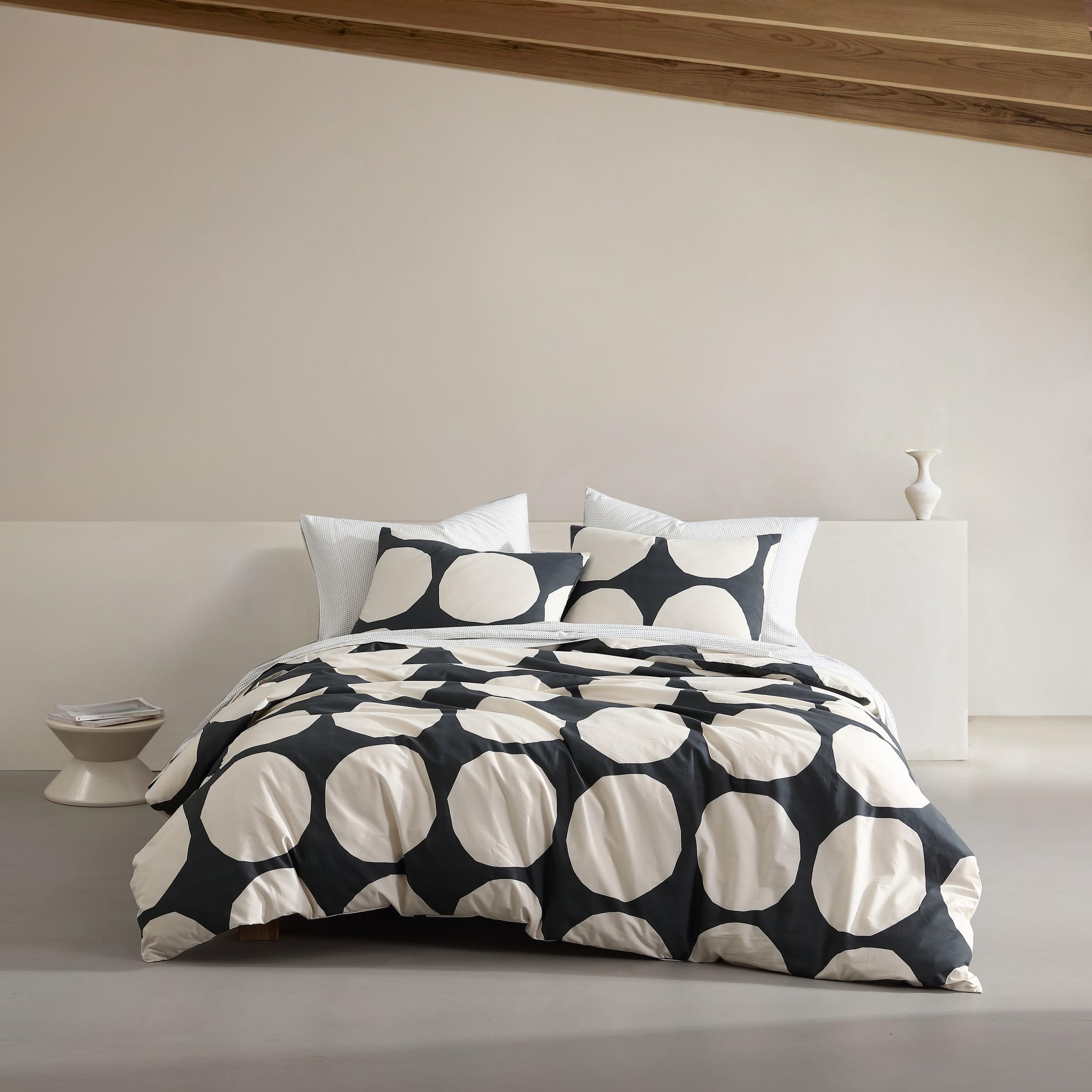 Marimekko - King Duvet Cover Set, Organic Cotton Bedding With Matching Shams, Bold & Modern Home Decor, Gots Certified (Kivet Gr
