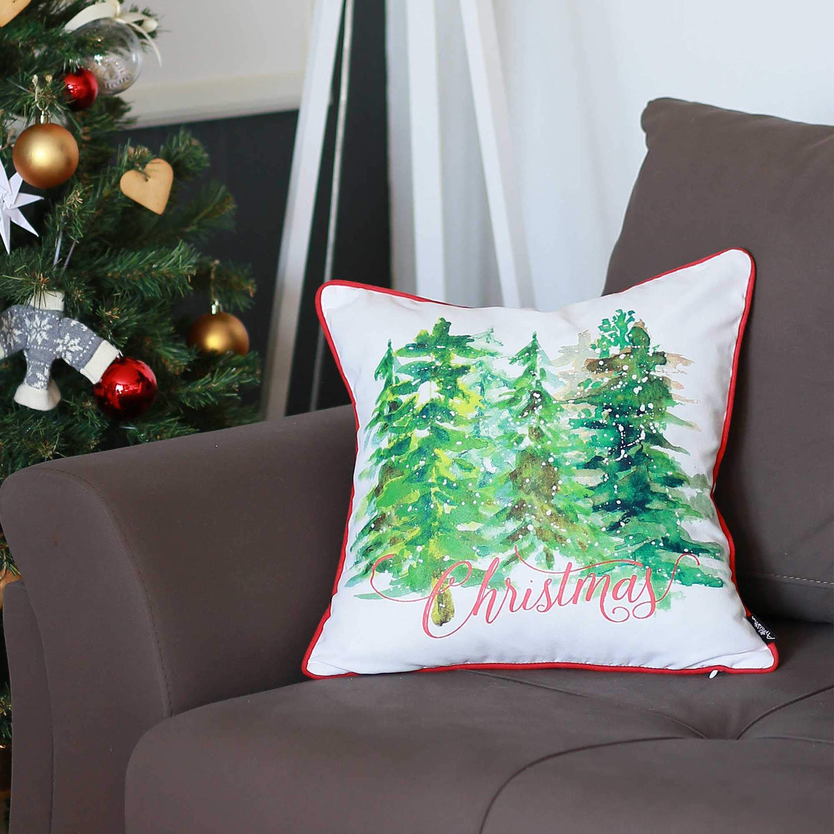 HomeRoots Multi Polyester 18'x18' Christmas Trees Printed Decorative Throw Pillow Cover