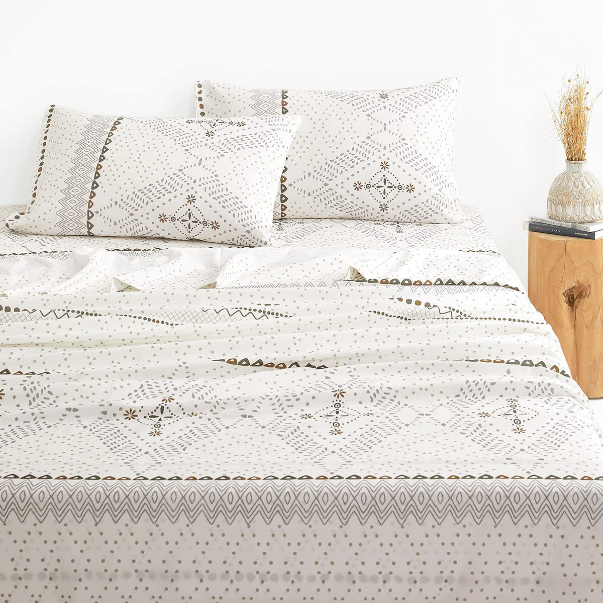 Wake In Cloud - Boho Bed Sheets, 4-Piece Sheet Set, Bohemian Chic Western Geometric Aztec Aesthetic Bedding, Deep Pocket, Beige,