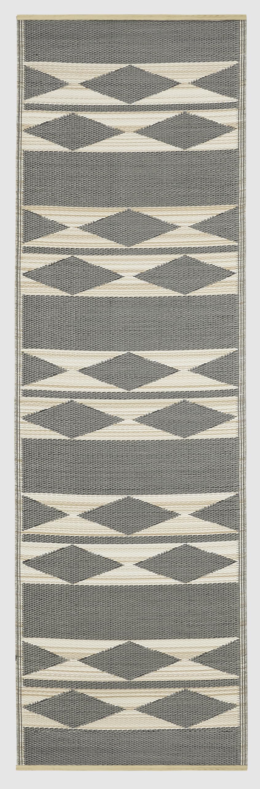 Fab Habitat Outdoor Rug - Waterproof, Fade Resistant, Crease-Free - Premium Recycled Plastic - Geometric Tribal - Porch, Deck, B