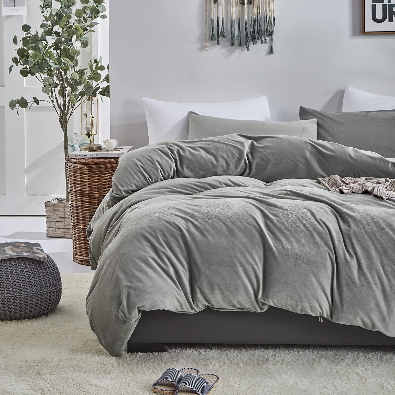 Luxlovery Grey Velvet Comforter Set California King Gray Plush Fluffy Bedding Comforter Set Cal King Light Grey Winter Warm Flan
